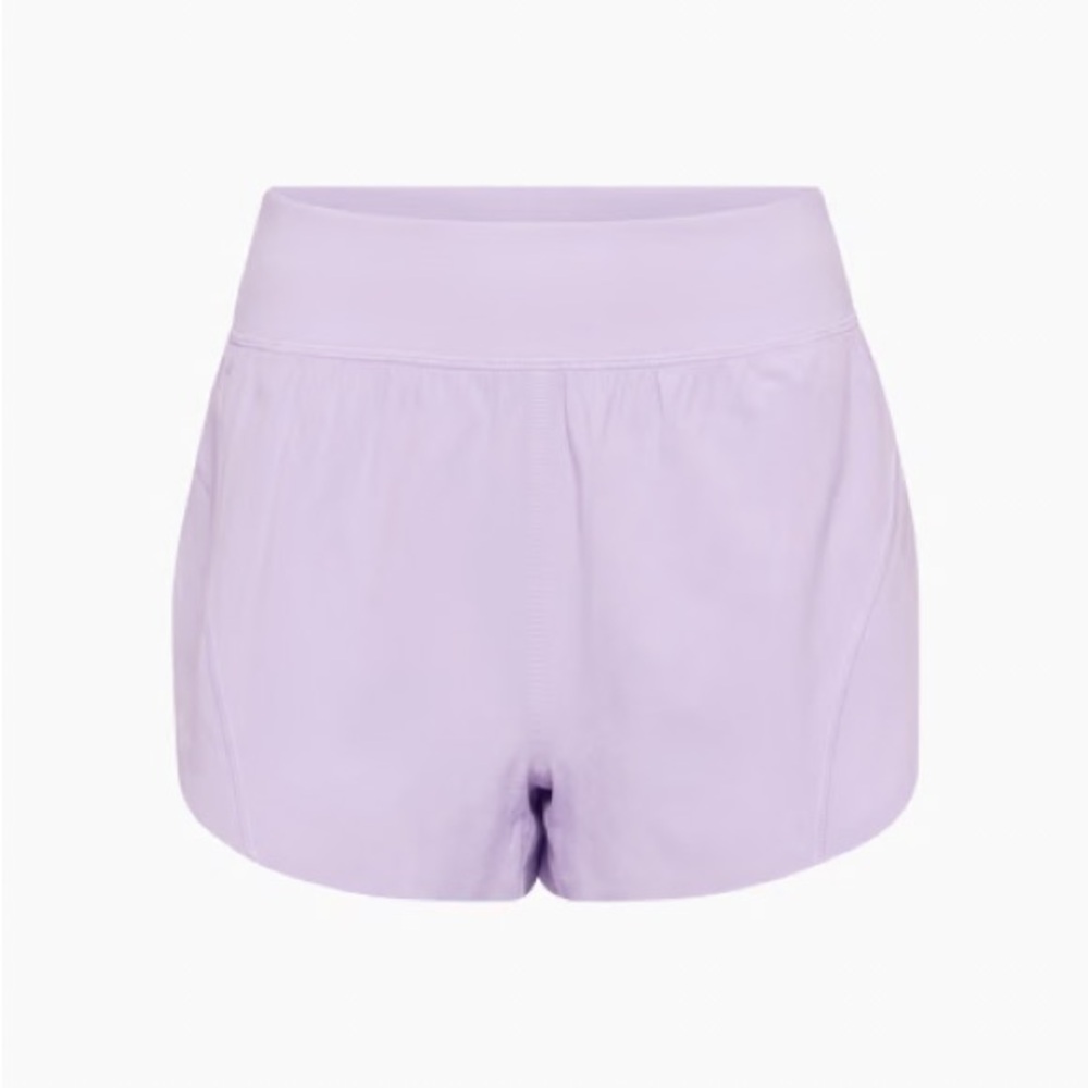Aritzia Golden MoveTech Stride Shorts